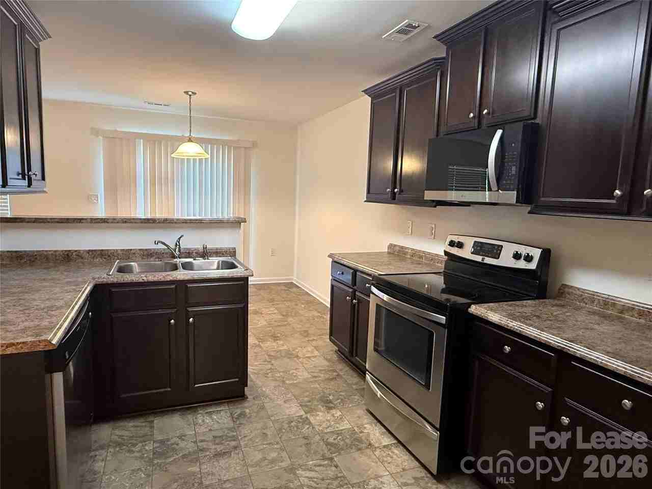 1933 Stoney Point Cir - Photo 4 of 24