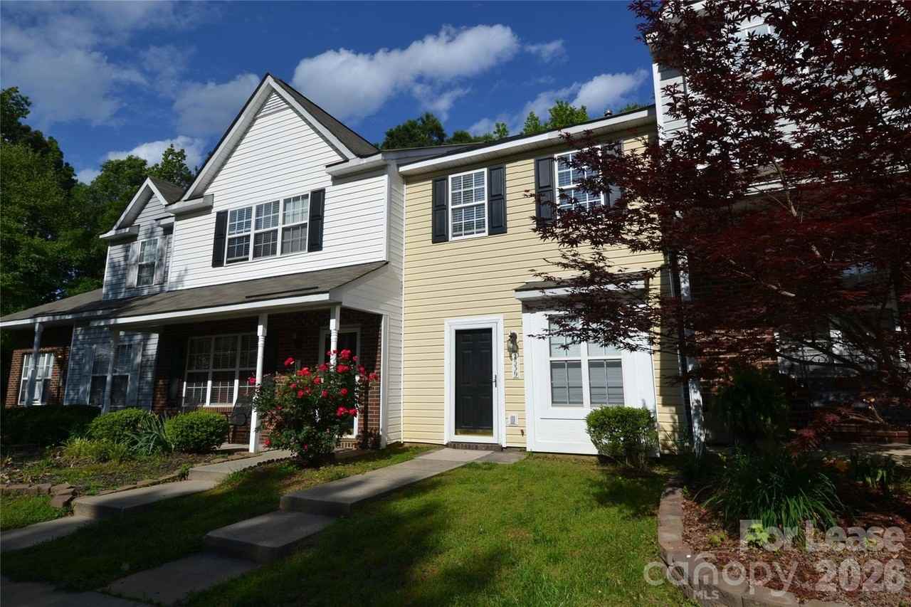 7539 Petrea Ln - Photo 2 of 23