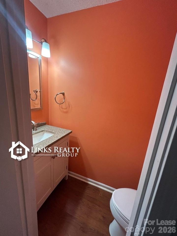 2208 Preakness Ct - Photo 4 of 16