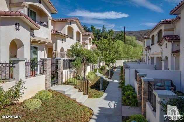 1214 Vista Canyon Ln - Photo 2 of 18