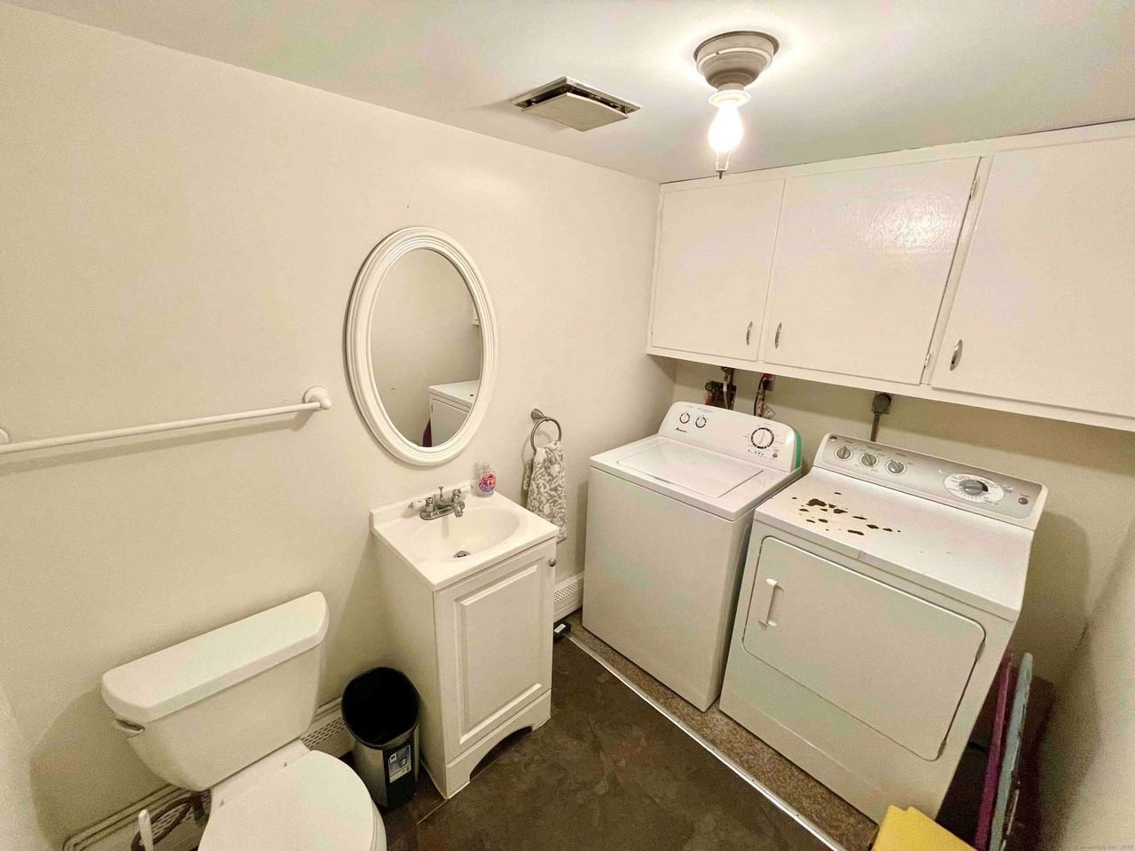 795 E Broadway - Photo 7 of 16