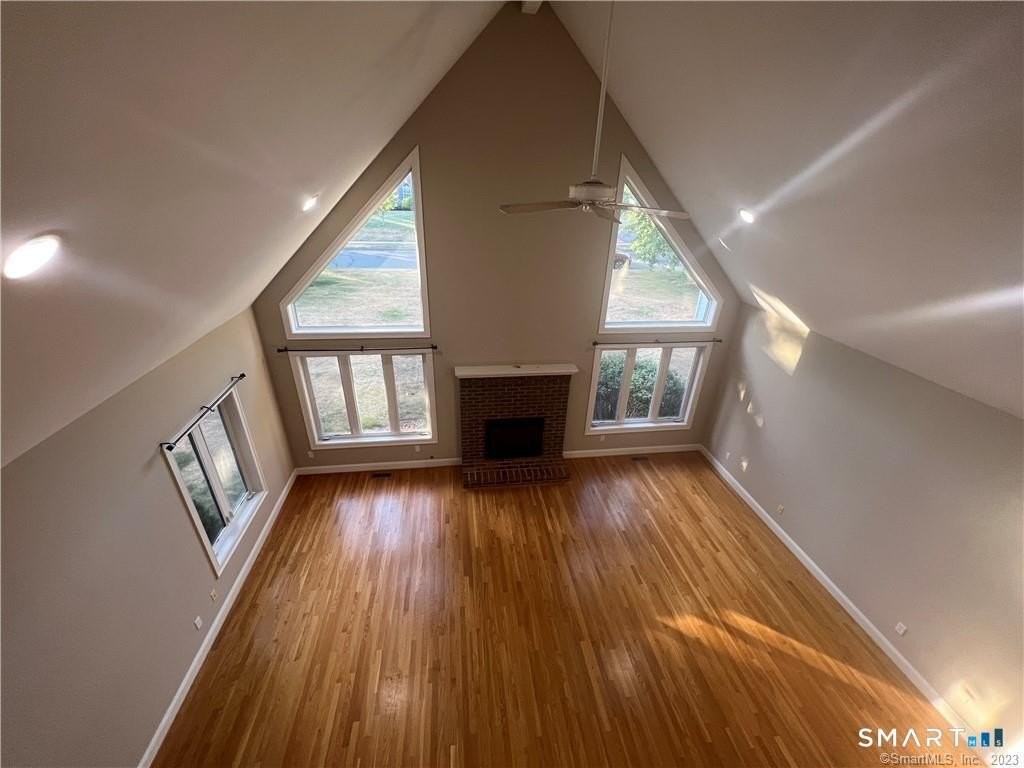 6 Kingsley Dr - Photo 3 of 24