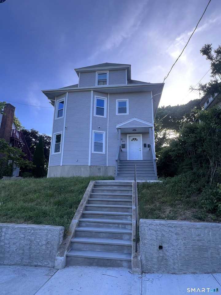 333 Ridgefield Ave
