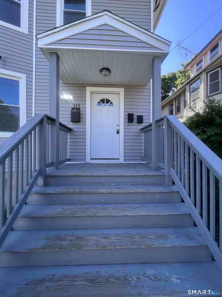 335 Ridgefield Ave - Photo 2 of 22