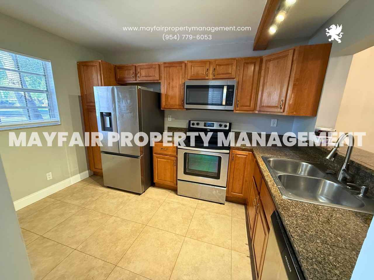 10530-10540 Northwest 29th Court - Photo 2 of 18