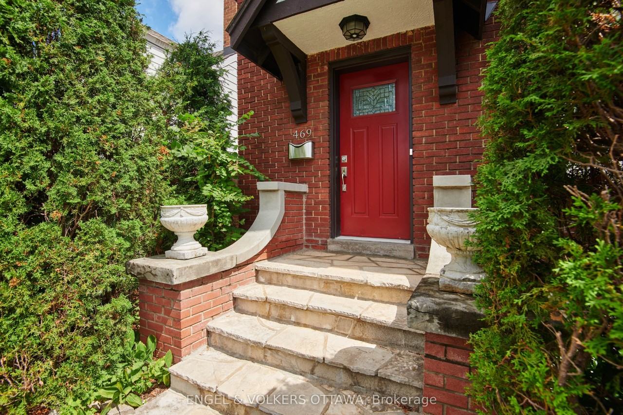 469 Island Park Dr - Photo 3 of 34