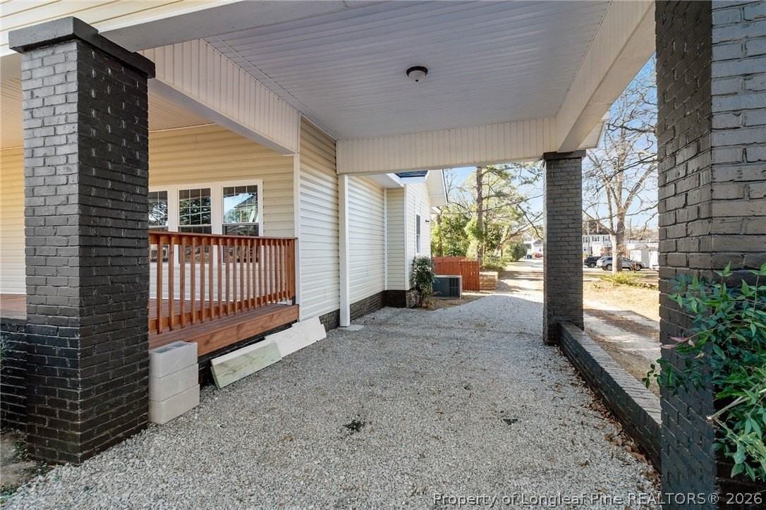 503 W Harnett St - Photo 6 of 43