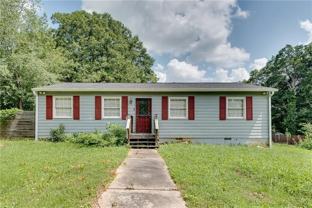 1424 Hosea L Williams Dr Ne - Photo 1 of 1
