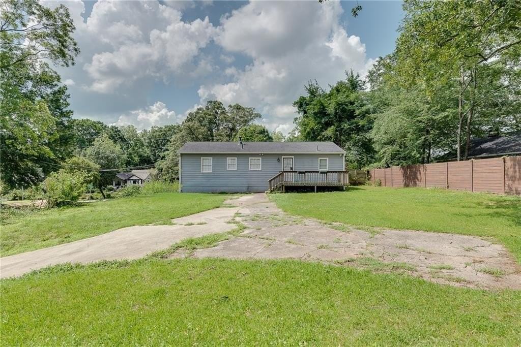 1424 Hosea L Williams Dr Ne - Photo 3 of 29