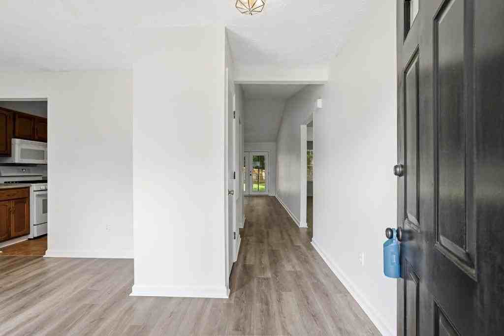 4061 Keheley Glen Dr Ne - Photo 6 of 21
