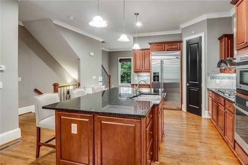 1219 Mecaslin St Nw #6 - Photo 6 of 50
