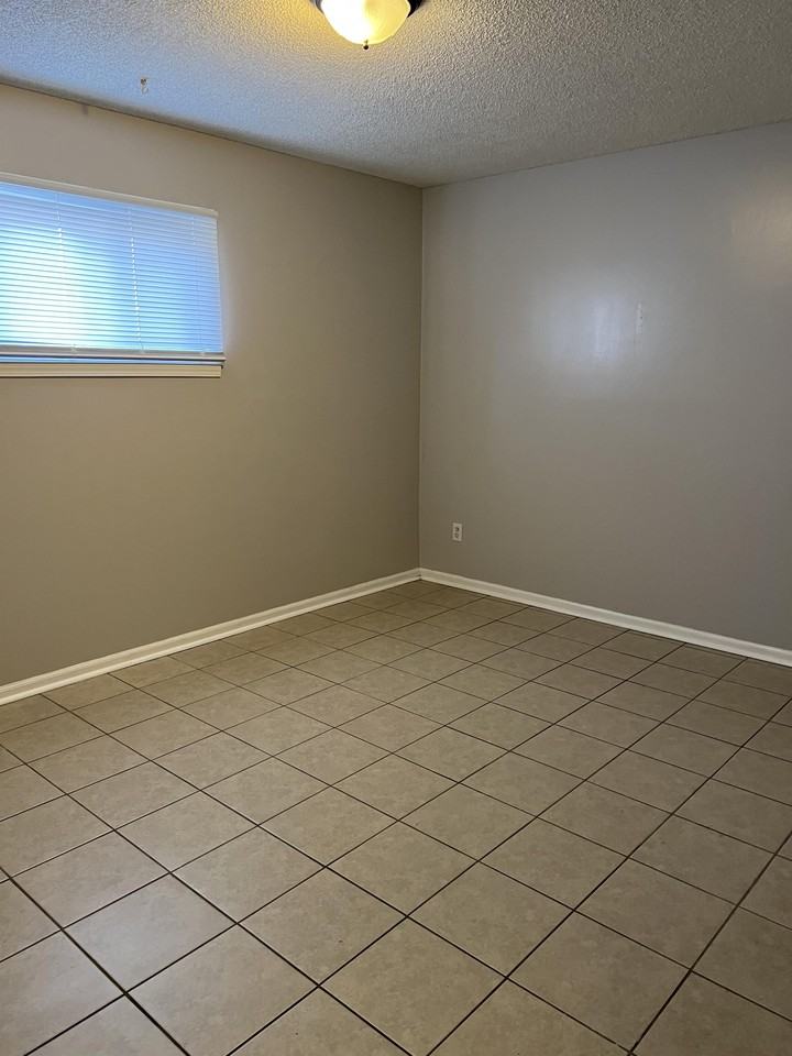 Westview - Photo 5 of 23