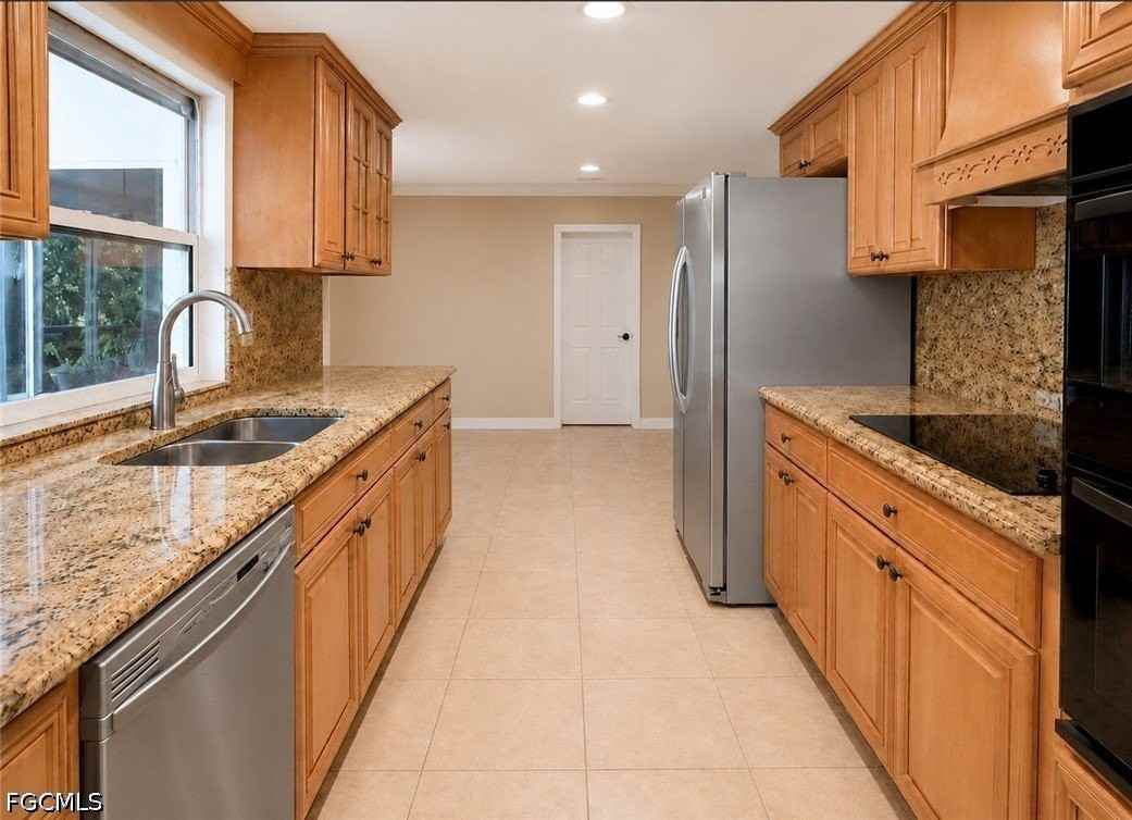 4479 Lakewood Blvd - Photo 6 of 20