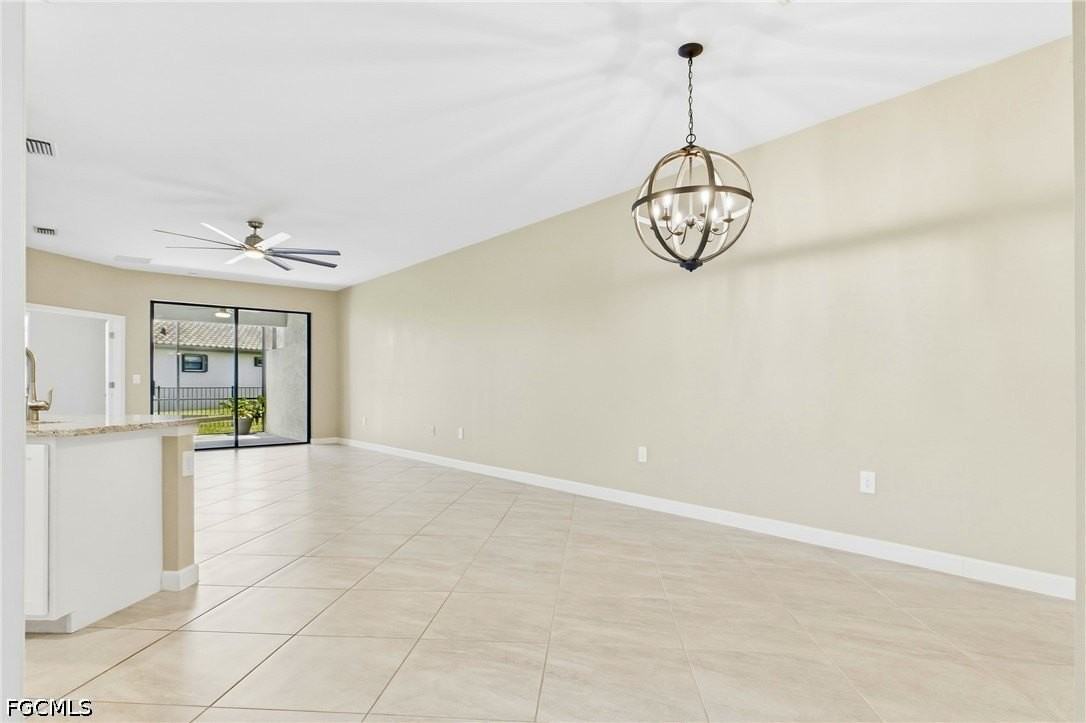 14050 Pine Lodge Ln - Photo 5 of 50
