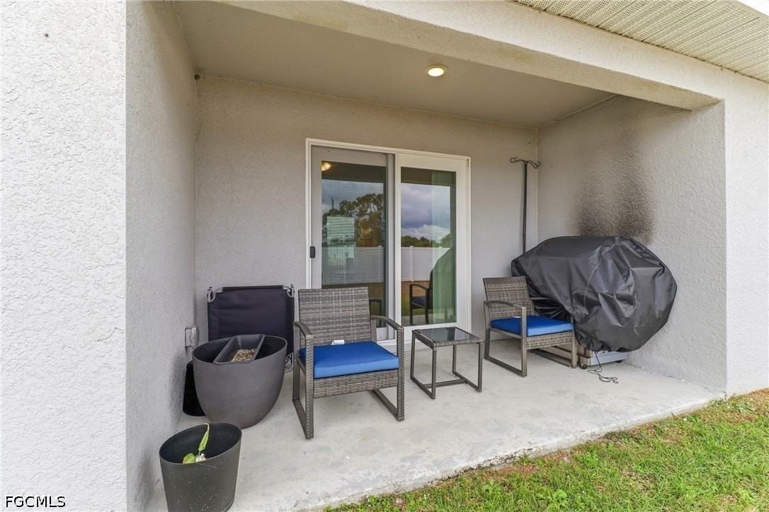 7024 Hero Cir - Photo 3 of 37