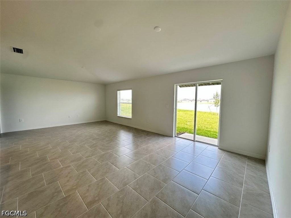17669 Paradiso Way - Photo 7 of 11