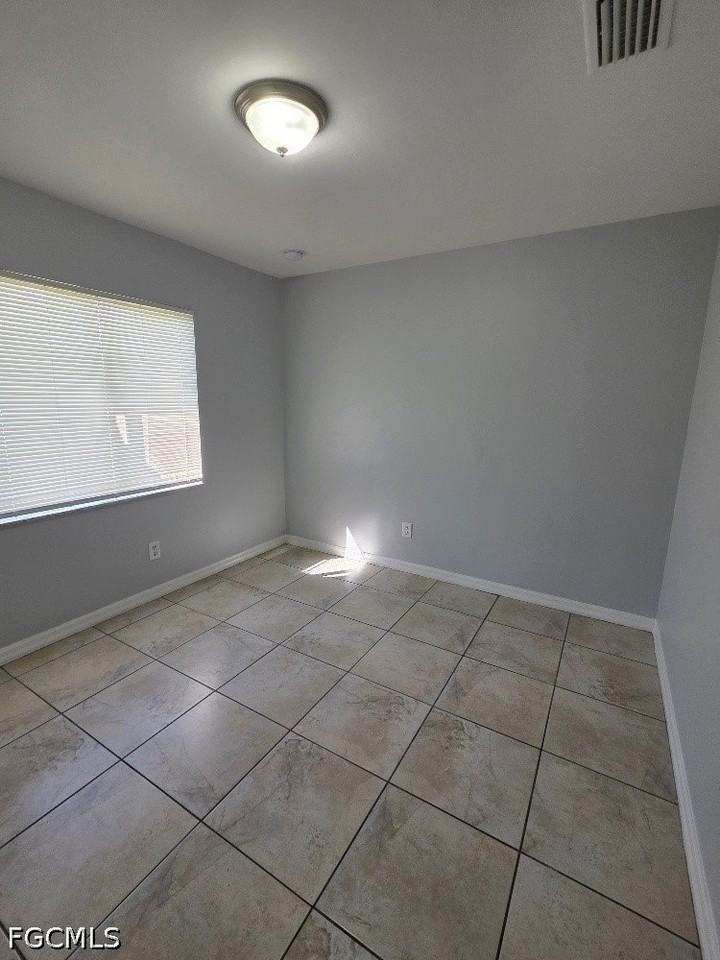 2408 Joe Ave S - Photo 3 of 19