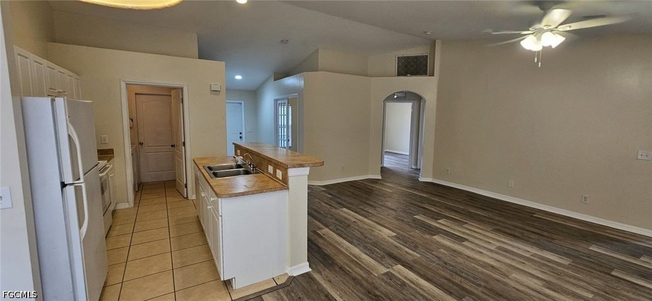 3601 57th St W - Photo 6 of 17