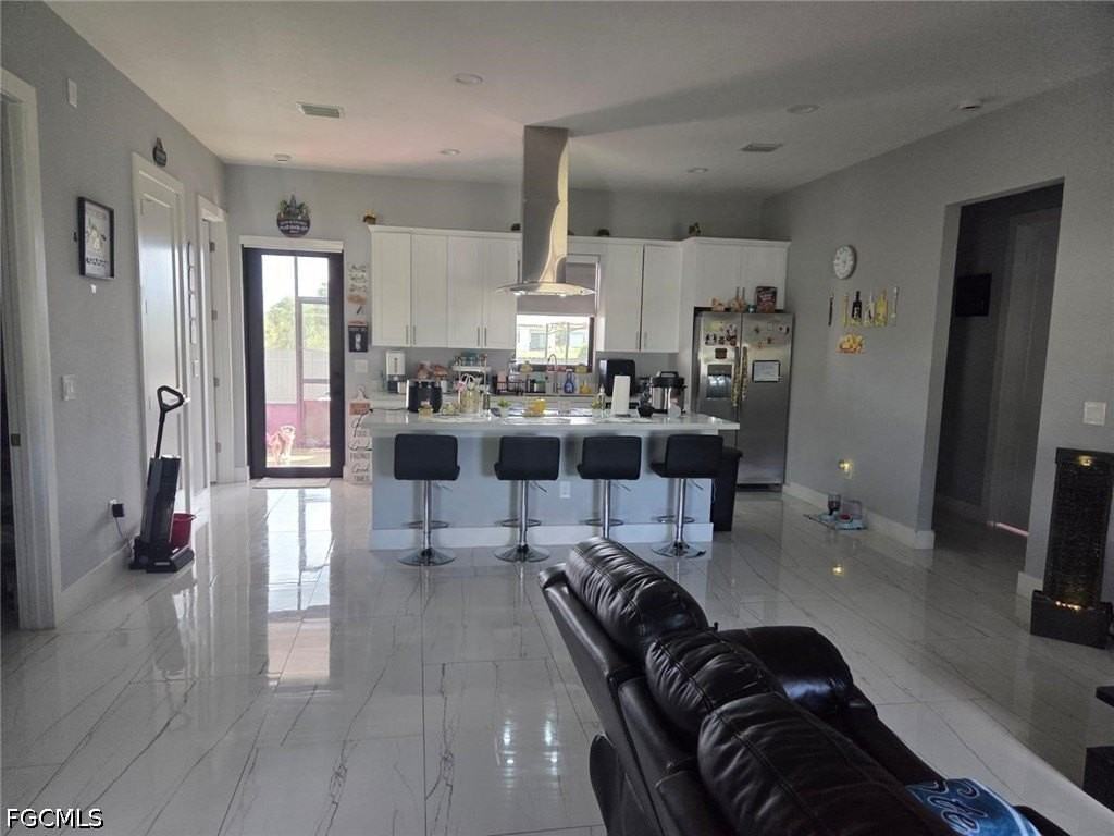 8049 Memory Cir - Photo 2 of 14