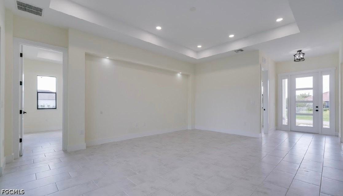 141 SW 37 Place - Photo 7 of 24