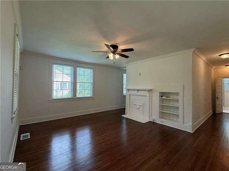 5058 Austell Powder Road - Photo 5 of 14