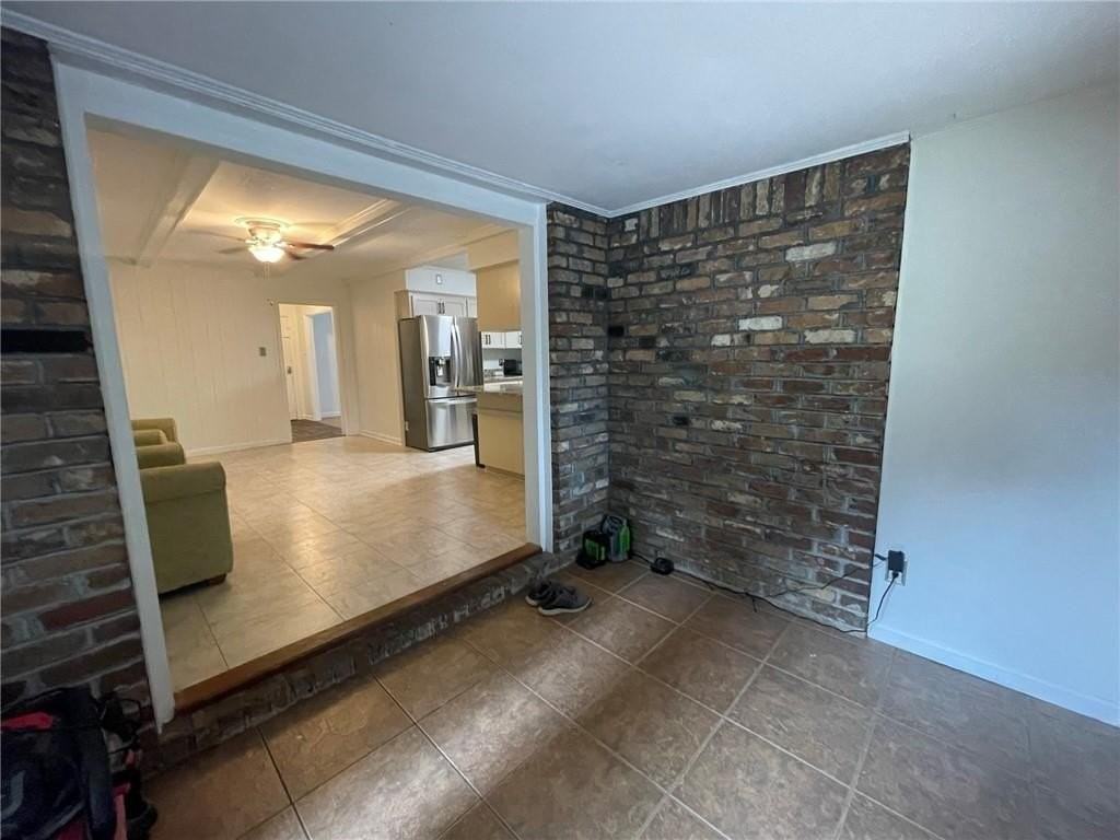 2760 Brevard Dr - Photo 5 of 16