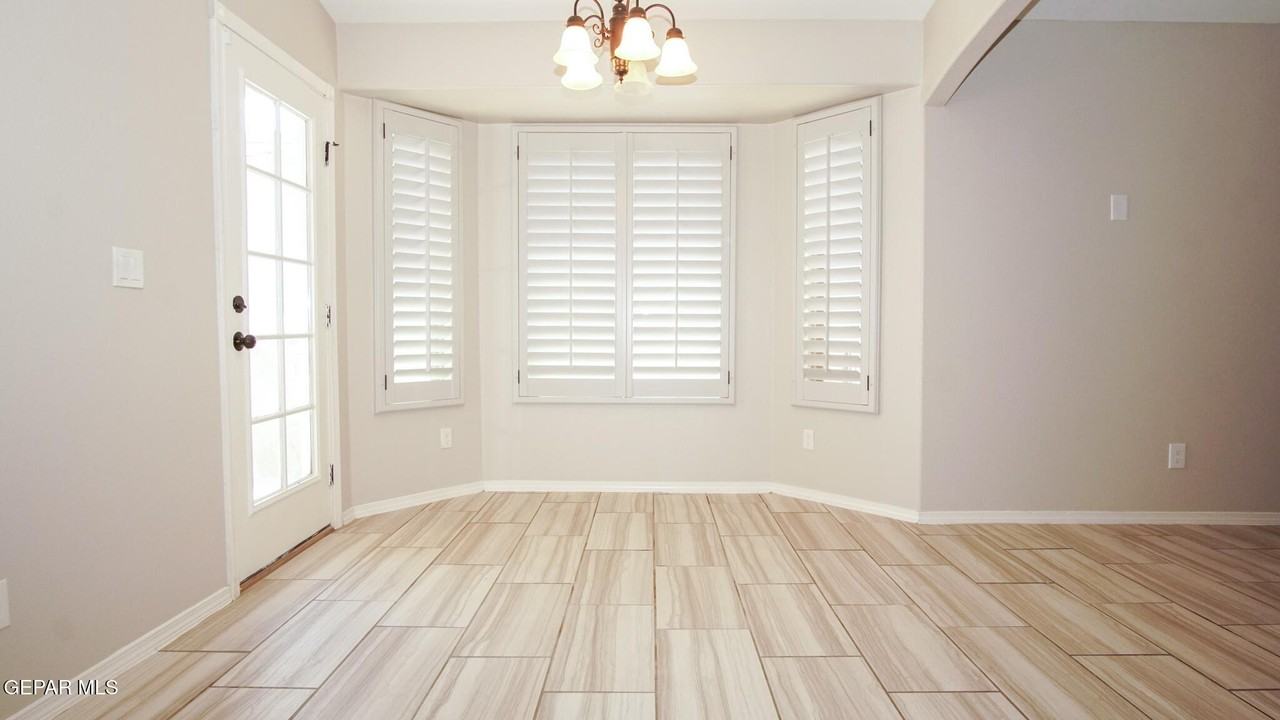 14816 Tierra Haven Ave - Photo 5 of 25