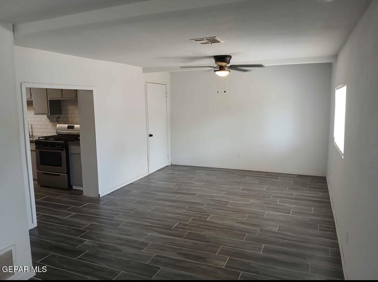 602 Raymundo St - Photo 5 of 25