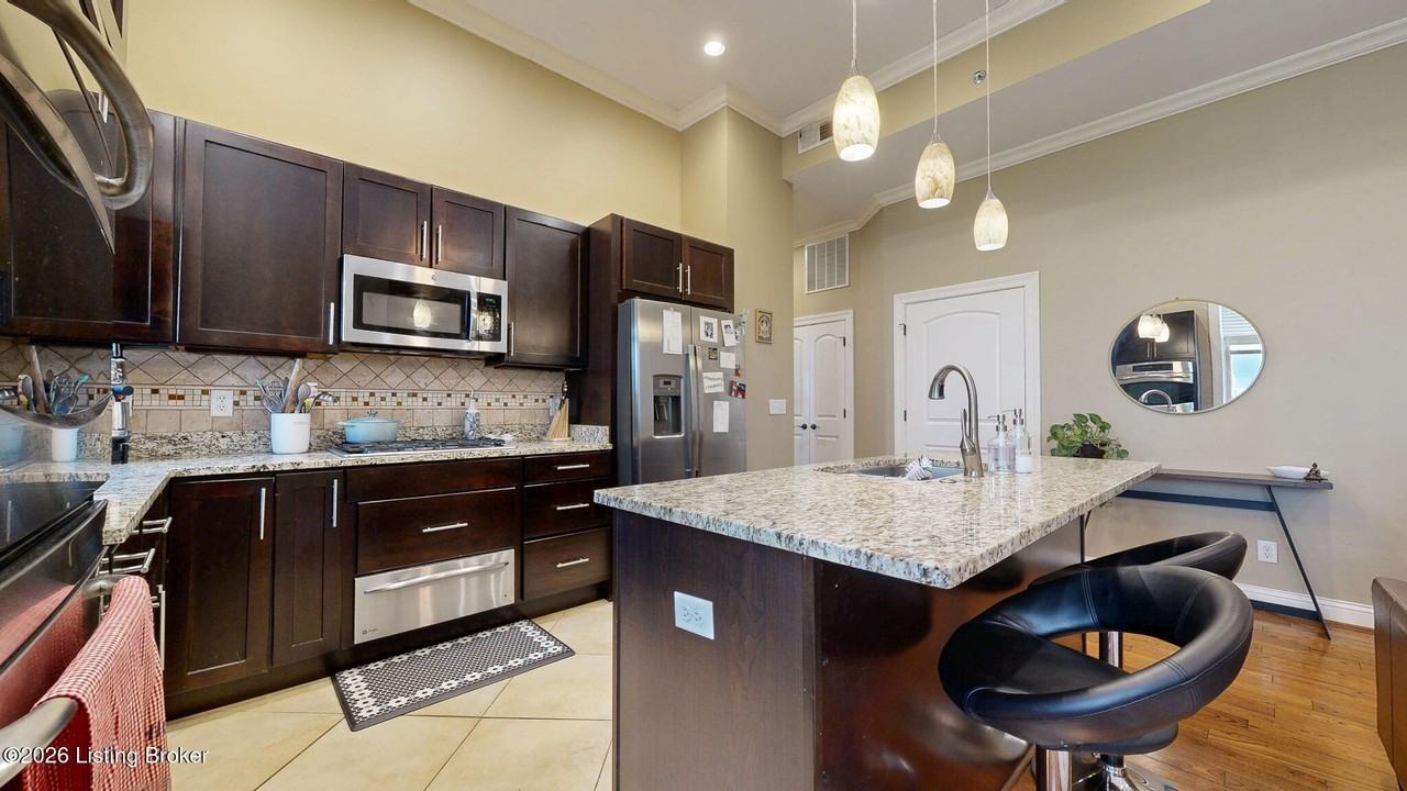 927 Cherokee Rd #1 - Photo 6 of 21
