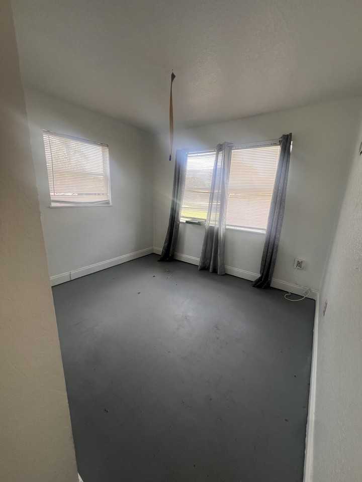 439 Barbara Jenkins Street - Photo 7 of 20