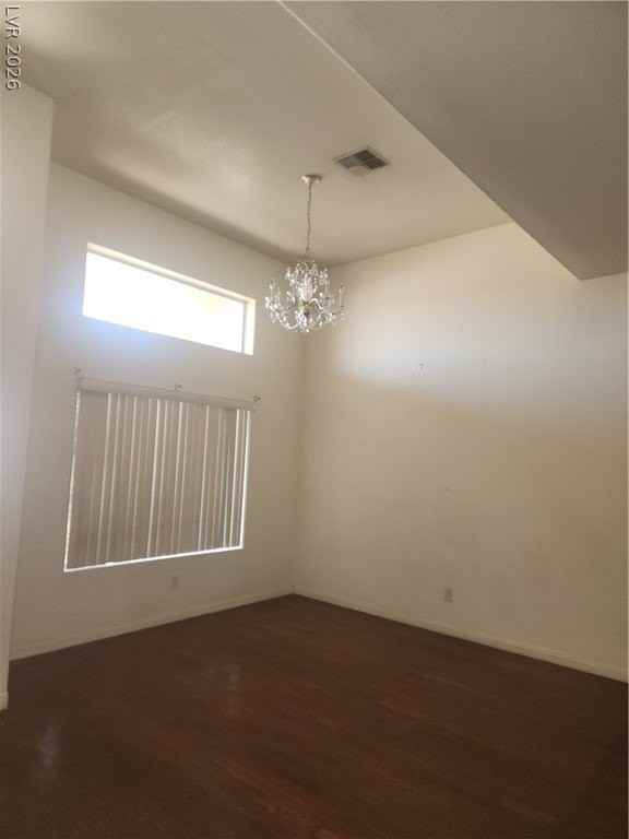 564 Ridgeway Rd - Photo 4 of 22