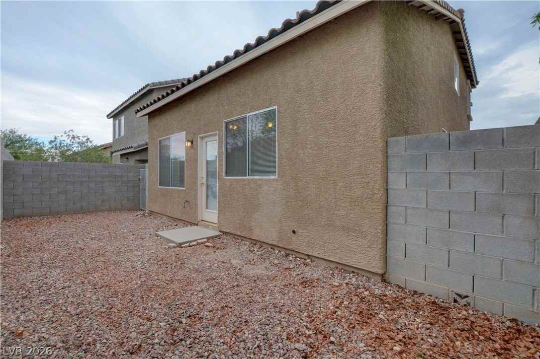9540 Gibbon Ave - Photo 6 of 33