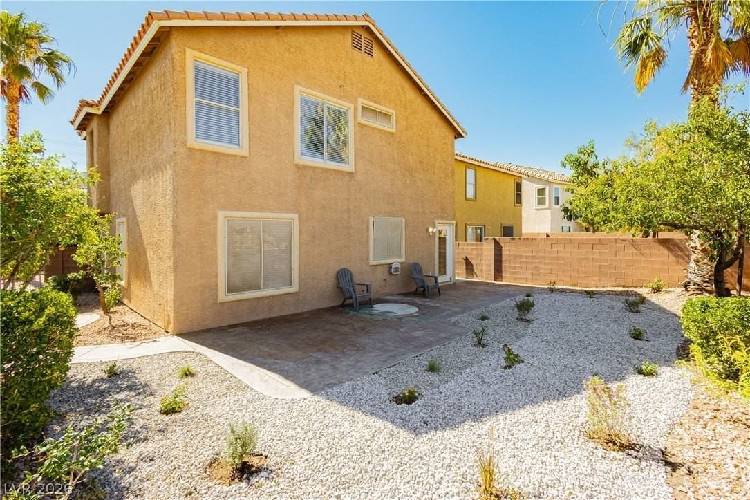 1208 Swanbrooke Dr - Photo 4 of 40