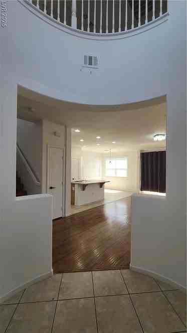 8944 Rutherford Grove St - Photo 4 of 35
