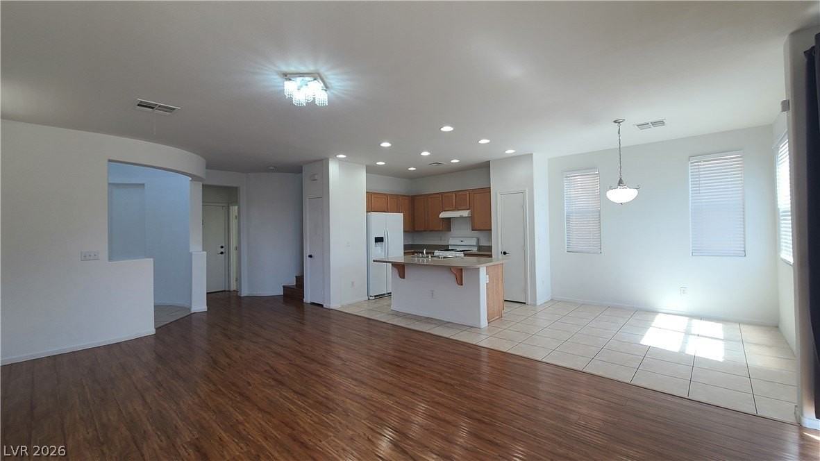 8944 Rutherford Grove St - Photo 7 of 35