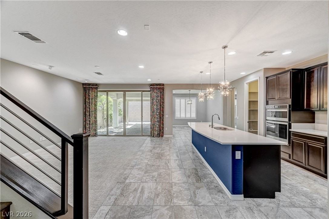 3741 Glasstop Dr - Photo 5 of 50