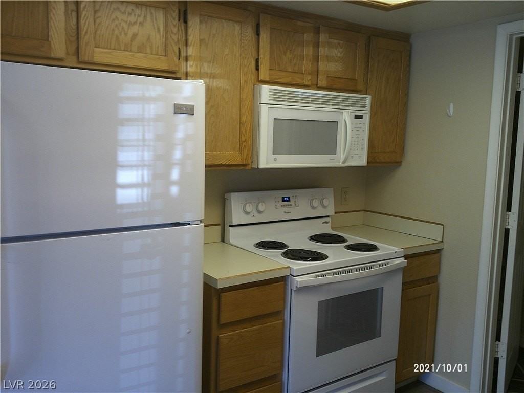 1813 Plum Ct #B - Photo 6 of 21