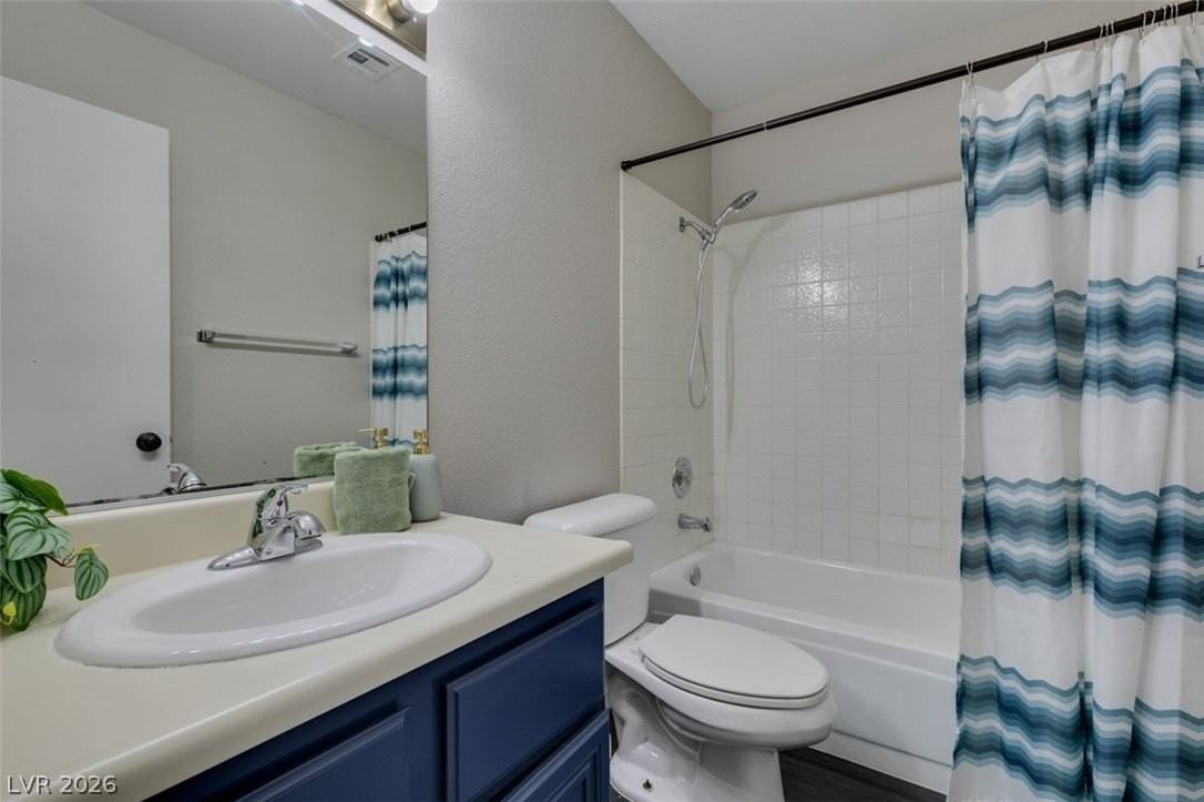 810 N Sloan Ln #103 - Photo 7 of 16