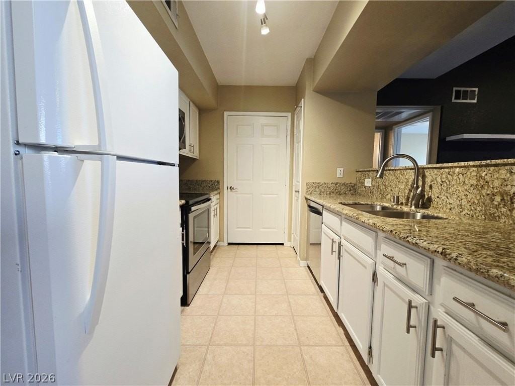 6650 W Warm Springs Rd #2142 - Photo 4 of 22