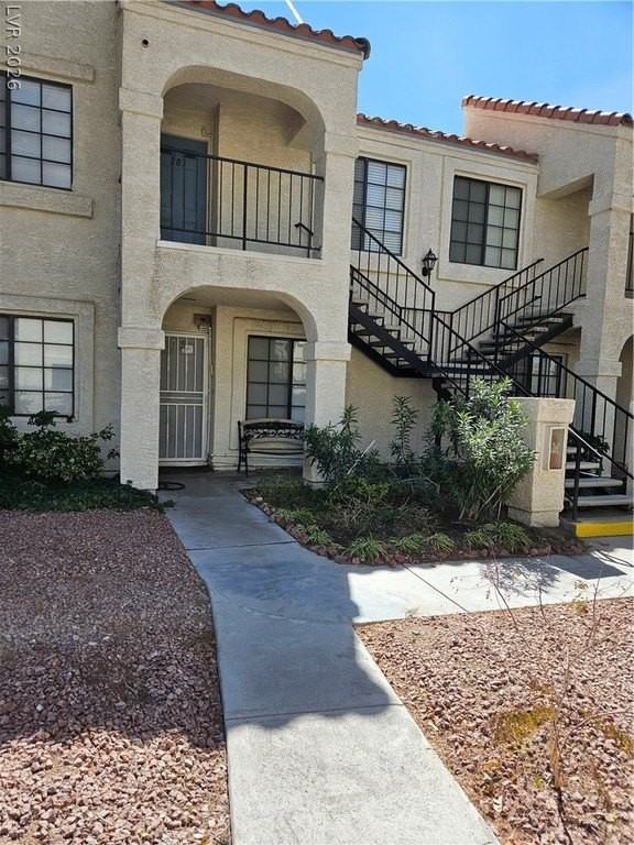 4713 Nara Vista Way #203