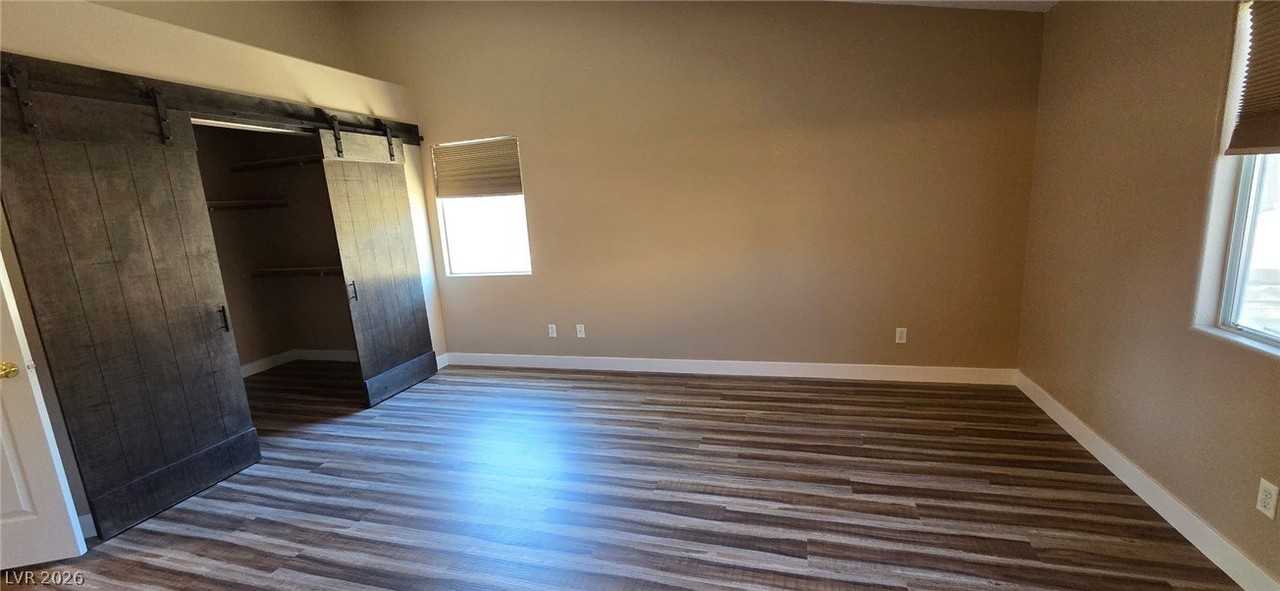 2229 Maple Shade St - Photo 7 of 13