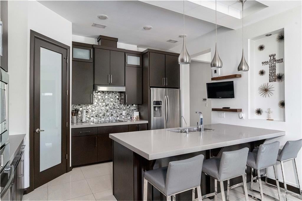 2707 El Jardin - Photo 5 of 26