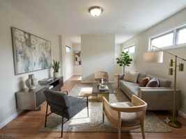 featured image of 10 Dover St #1