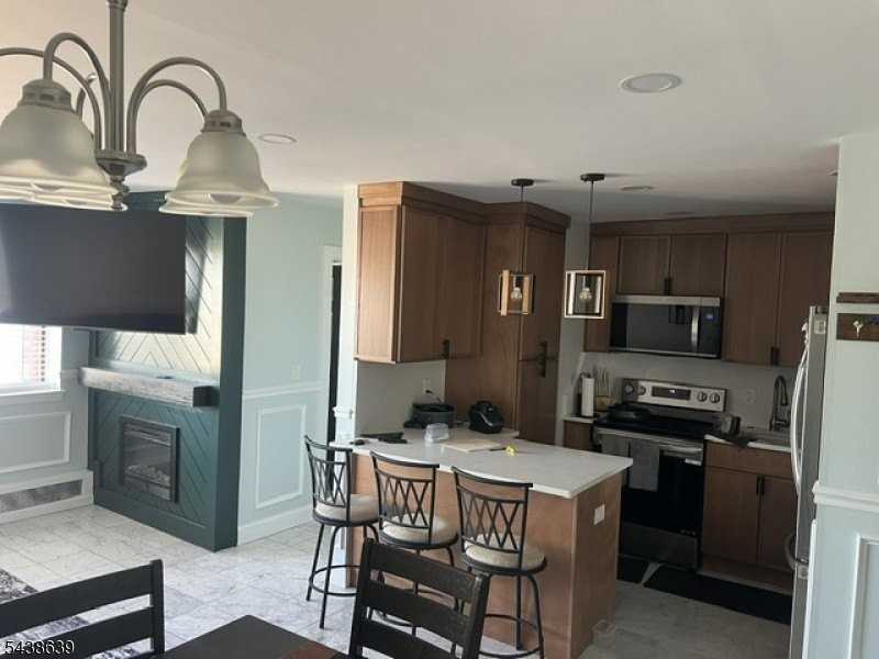 159 Franklin St #20 - Photo 3 of 6