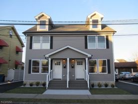 122 Clinton St - Photo 1 of 1