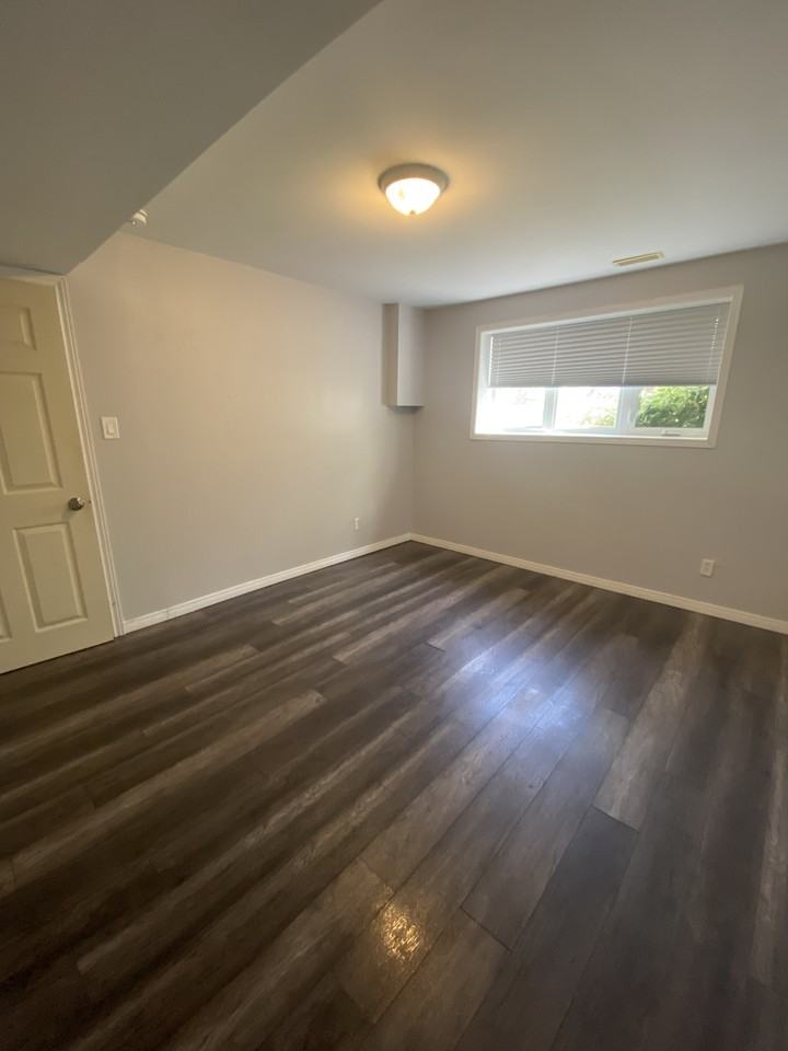 588 Howden St #5 - Photo 2 of 28