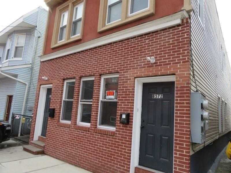 572 Nassau St #2 - Photo 5 of 14
