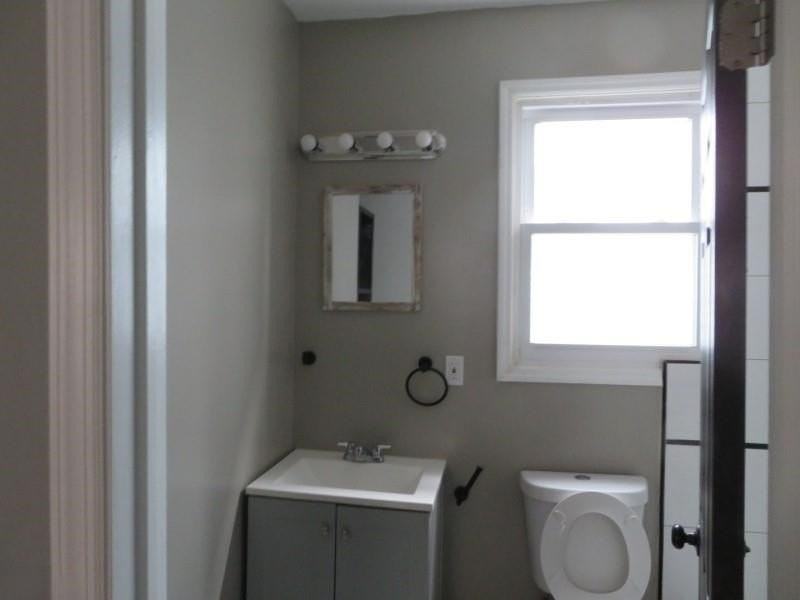 572 Nassau St #2 - Photo 7 of 14