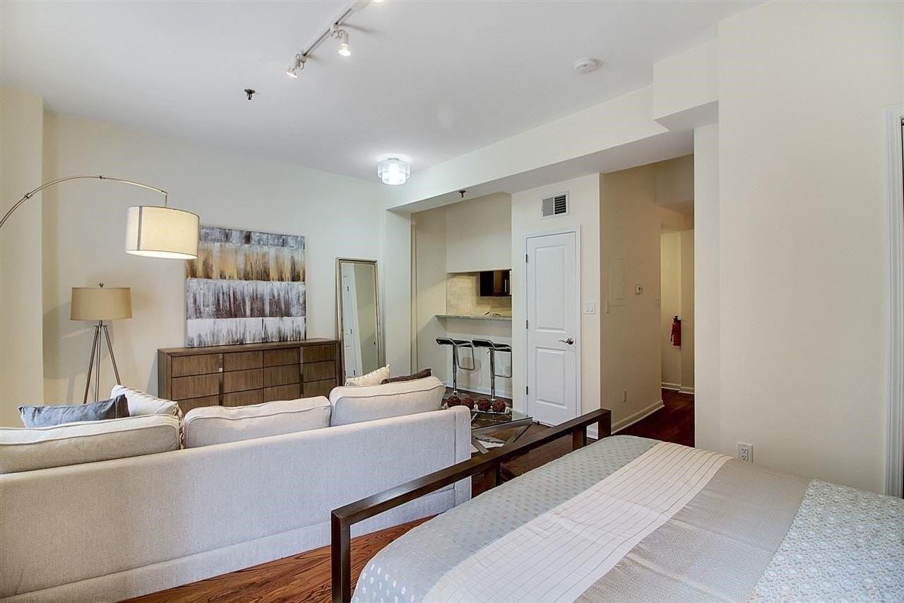 227 Christopher Columbus Dr #204B - Photo 5 of 14