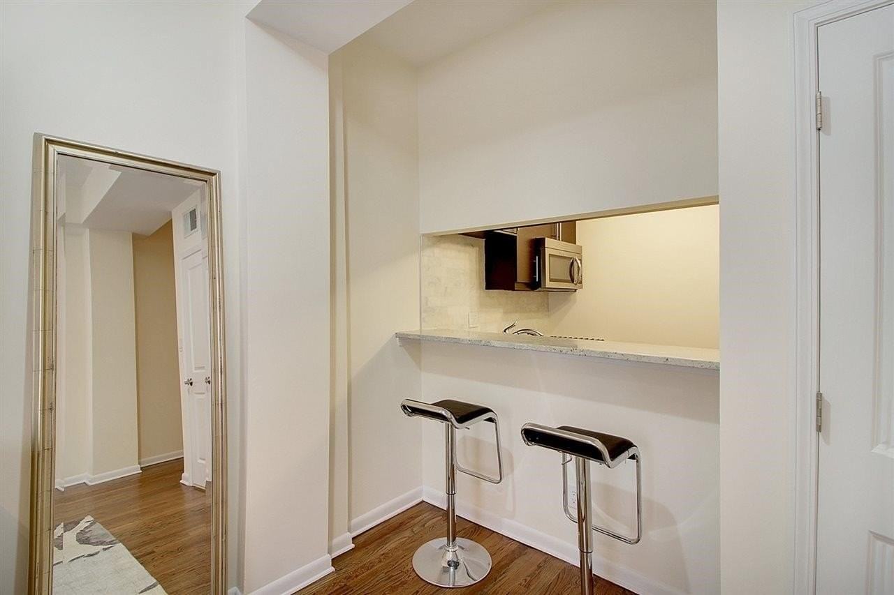 227 Christopher Columbus Dr #204B - Photo 6 of 14